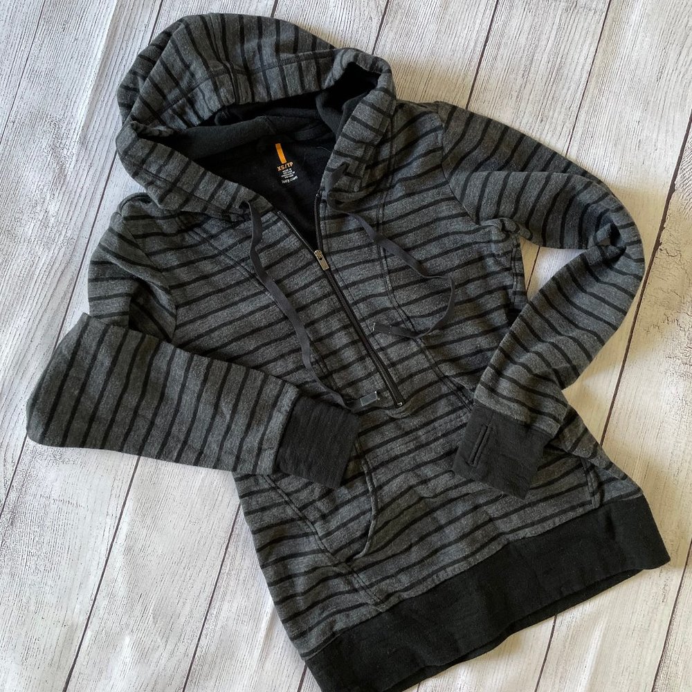 Lucy Half Zip Hoodie, size XS